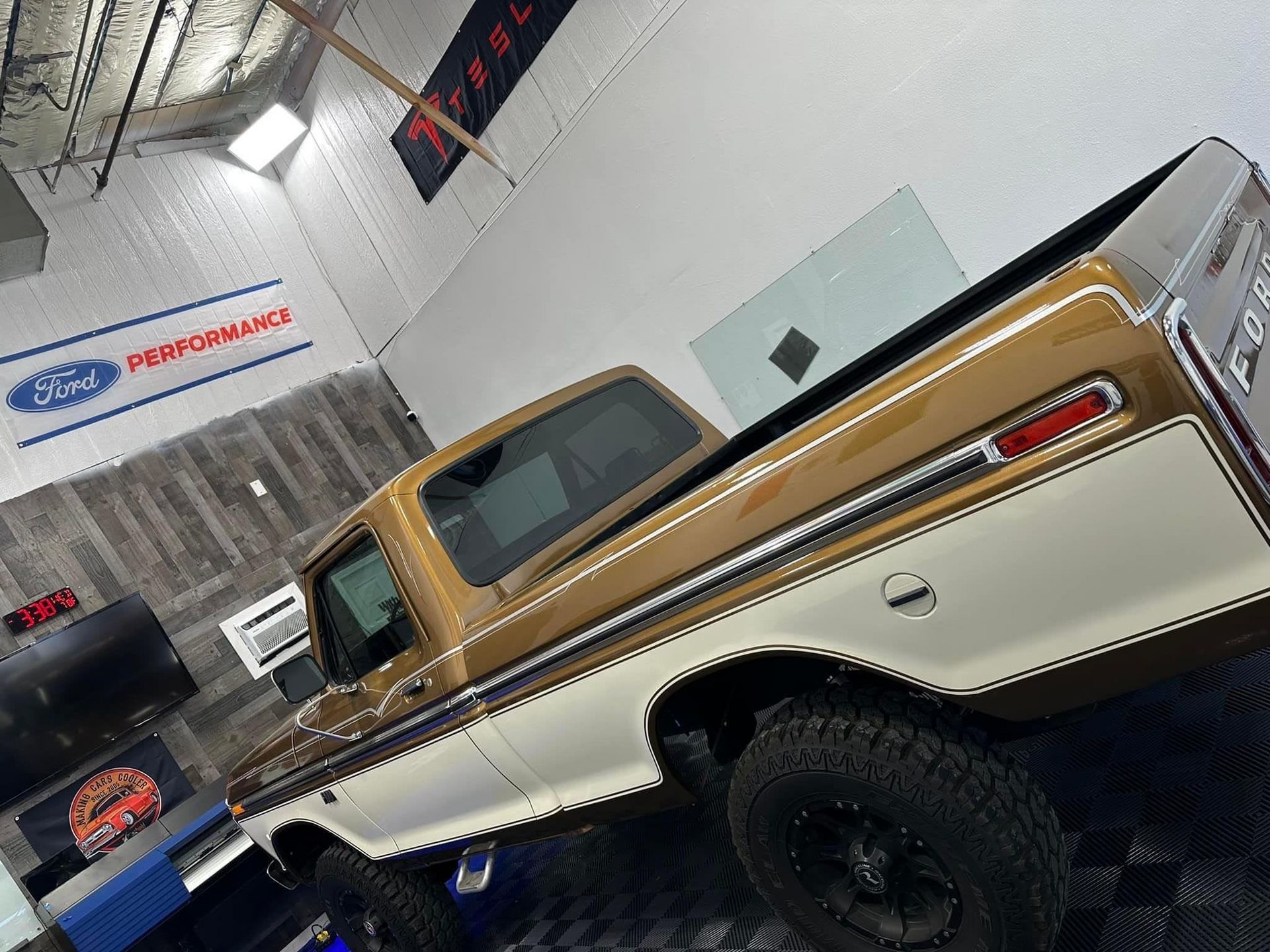 2-Door coupe/Truck