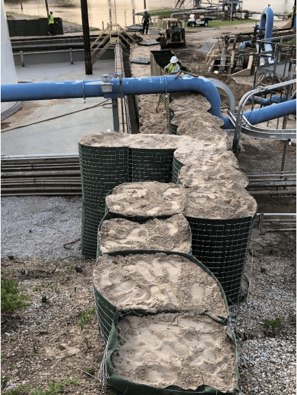 Here you can see where 2 cells were attached to an existing wall to act as a 'buttress' wall for additional stability in this location. It is simple to add a few extra cells of the HESCO barrier to reinforce your floodwall if desired.