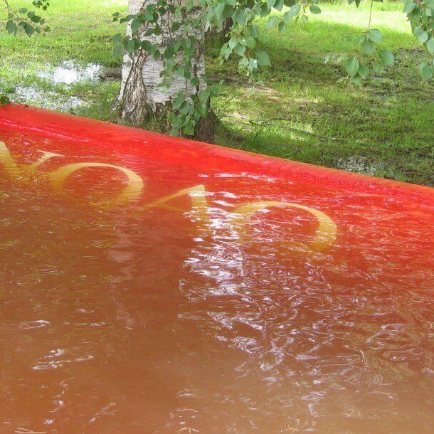 Flood barrier overtopping is the NOAQ Tubewall