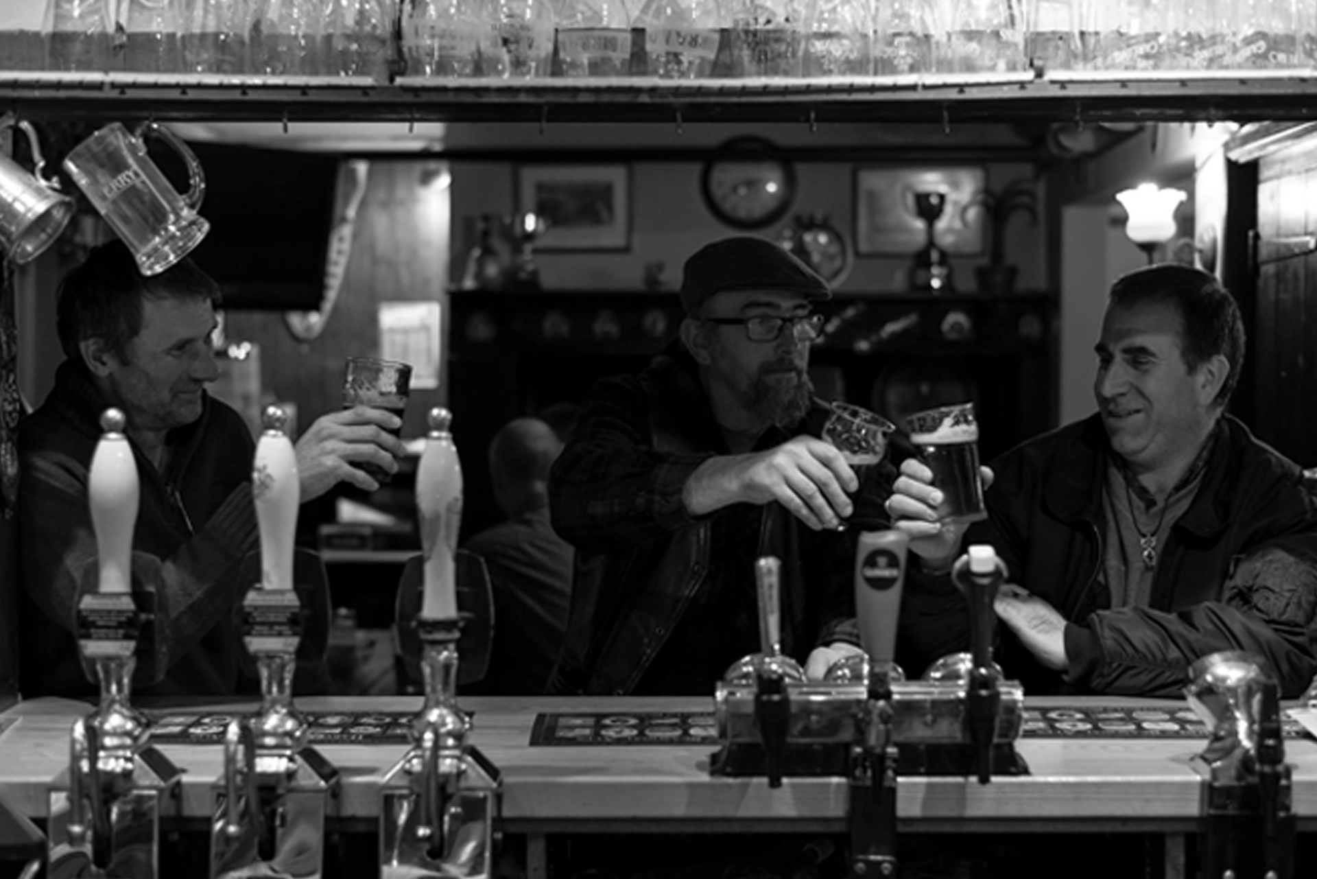 The Wheatsheaf Crowborough, drinking at the bar