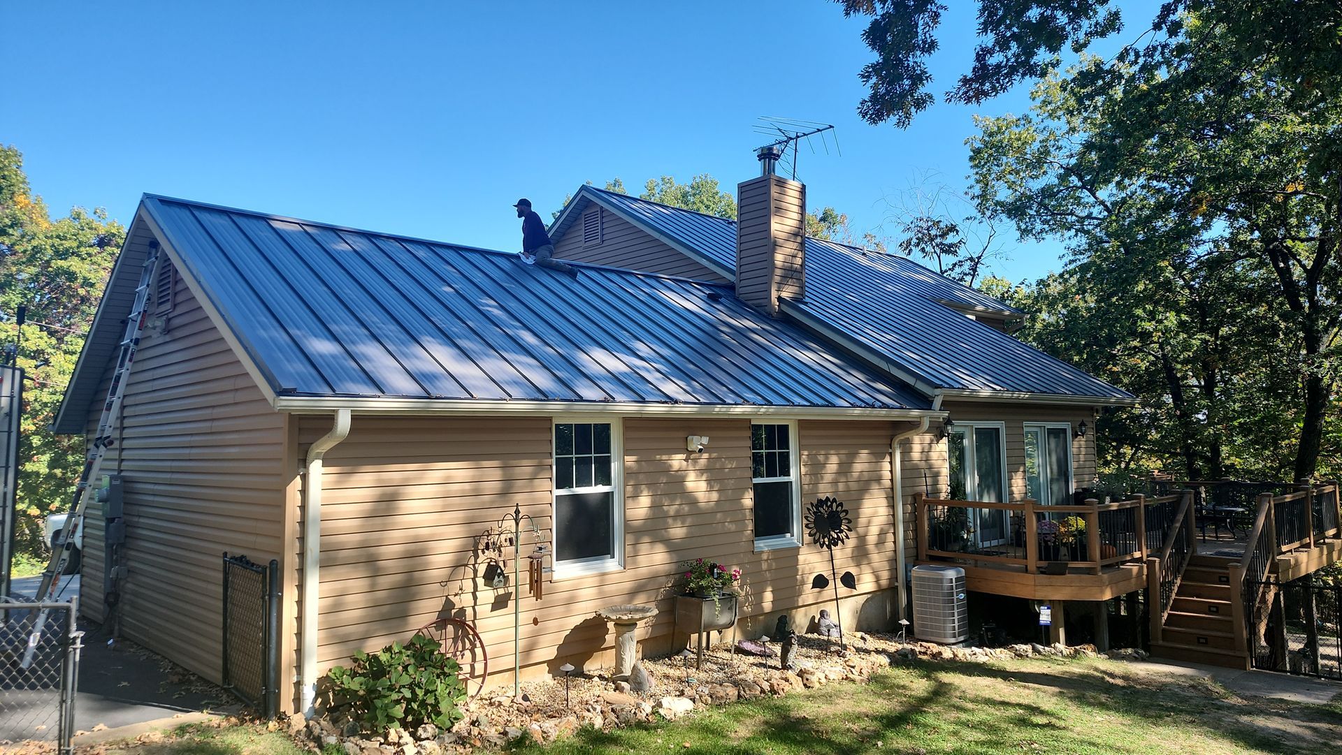 Metal roof installed in St. Louis, MO