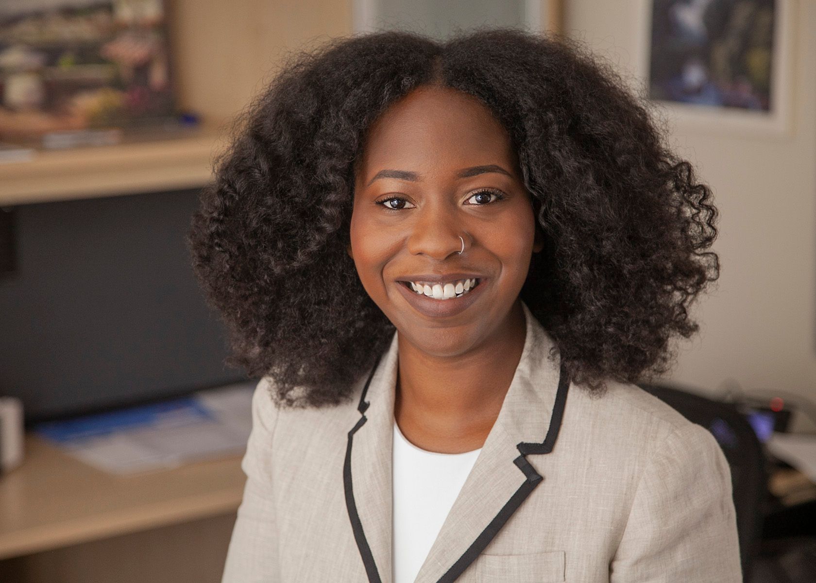 Leah Thomas - Sales Agent