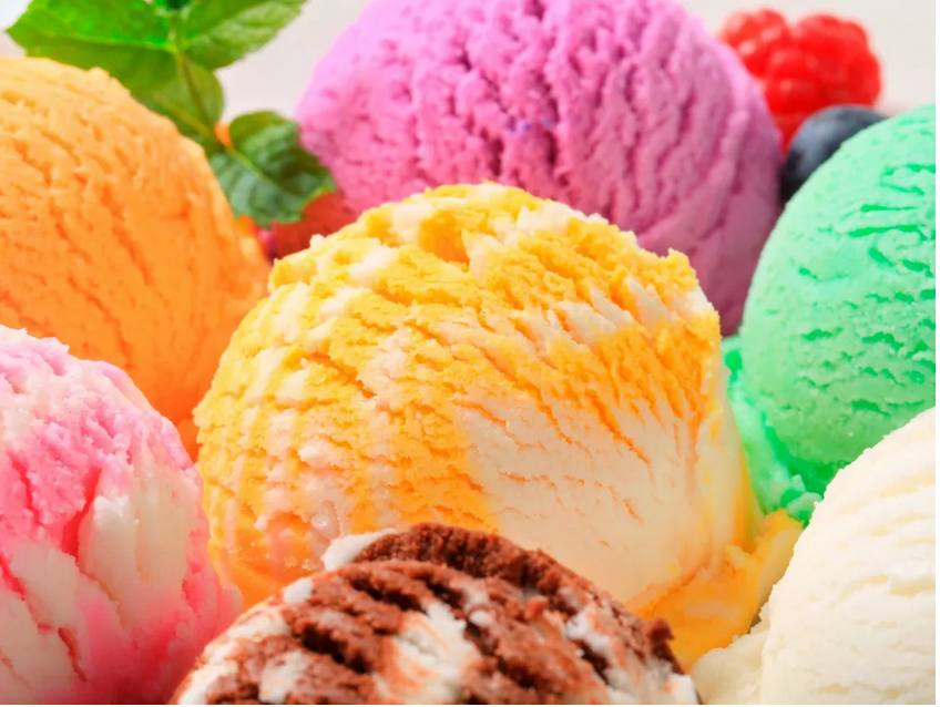 Over 20 flavors of ice cream, shakes, cones, malts and gourmet latte and fountain drinks.