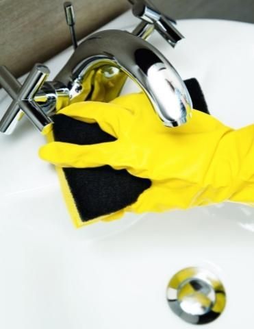 cleaning-with-safety equipment