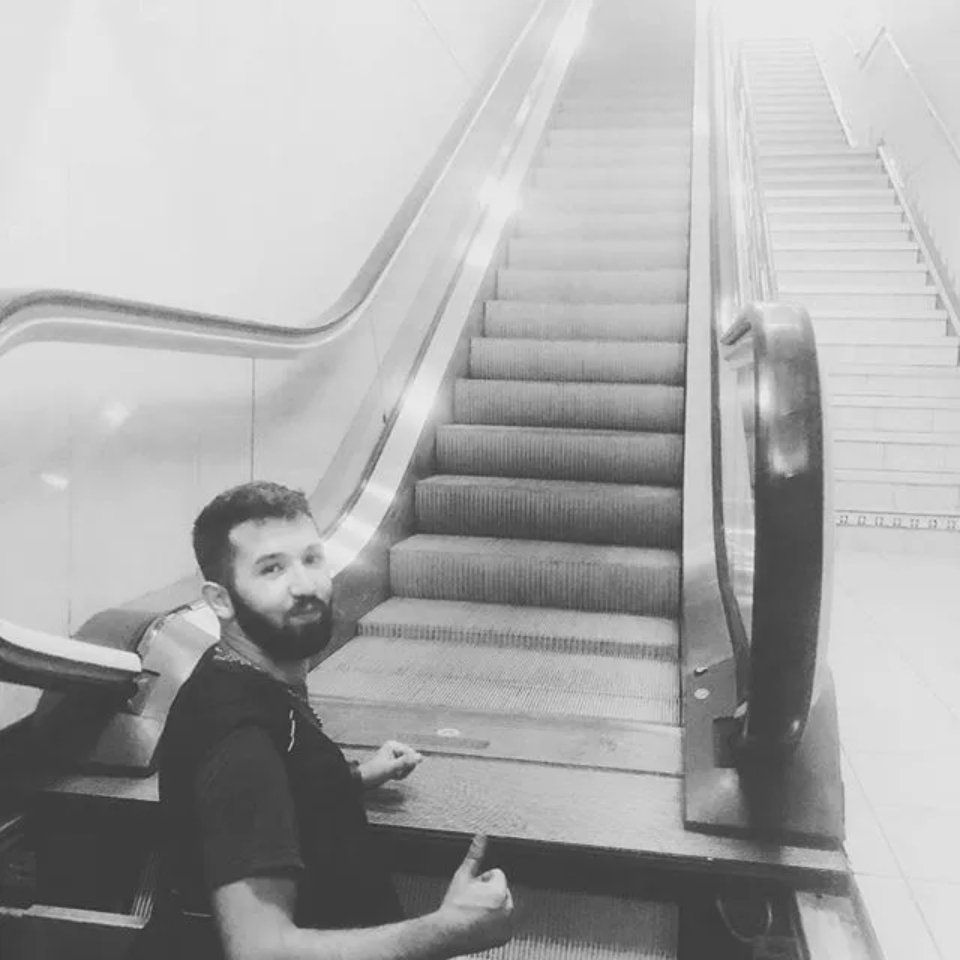 Intervento su scala mobile