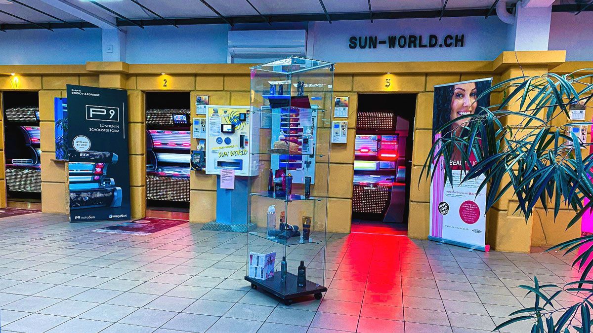 Ansicht SunWorld Solarium Kreuzlingen/Konstanz – neue Sonnenbänke und entspannte Atmosphäre im Sonnenstudio am Alleeweg 12