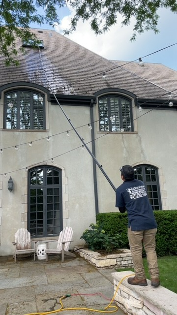Roof Power Washing — Waukegan, IL — Lakeview Window Cleaning