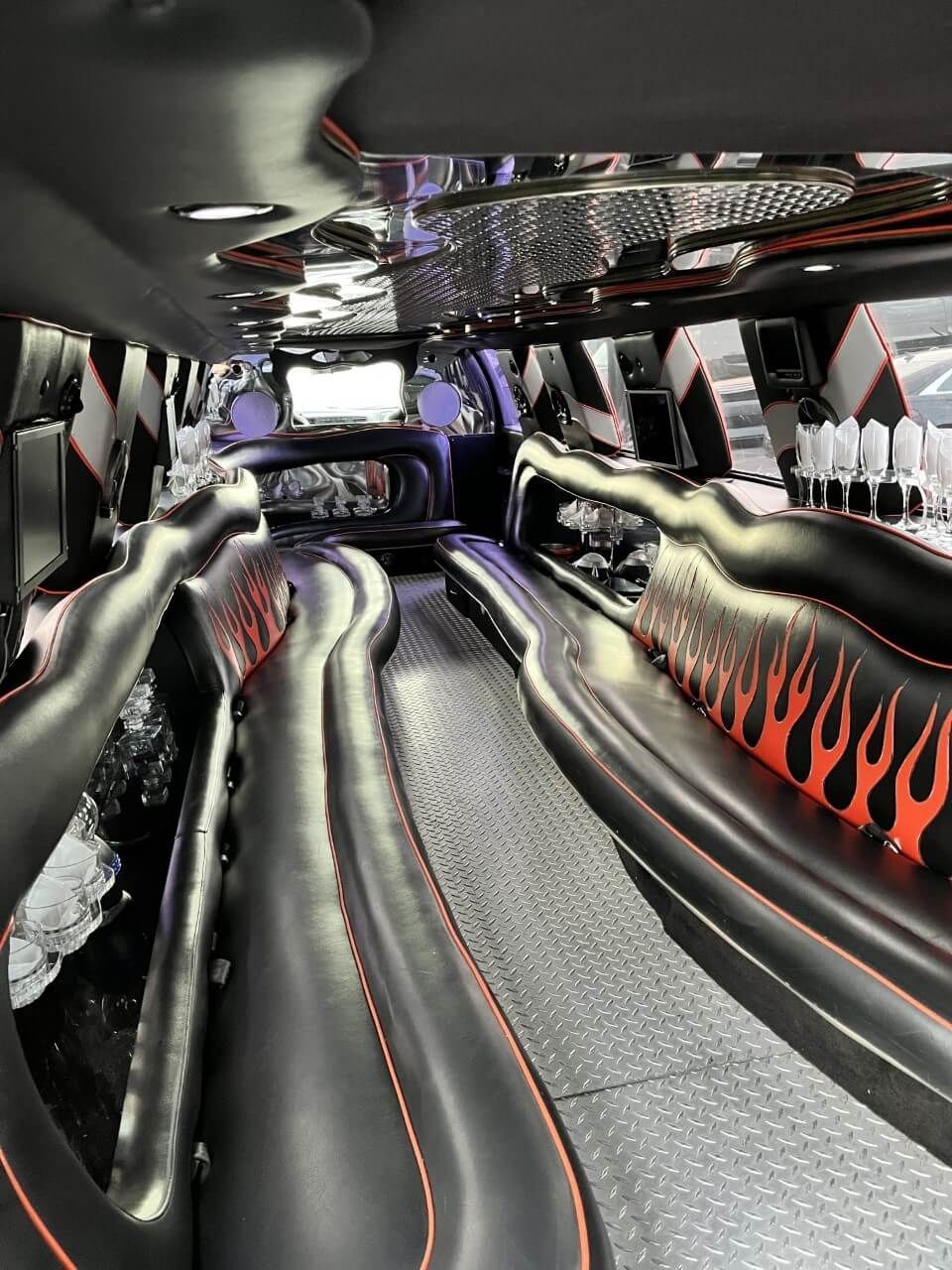 Harley F250 Limo service Kansas City