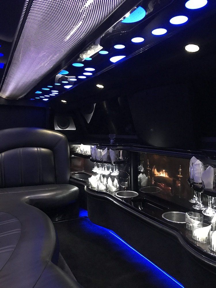 Chrysler 300 Limousine Services