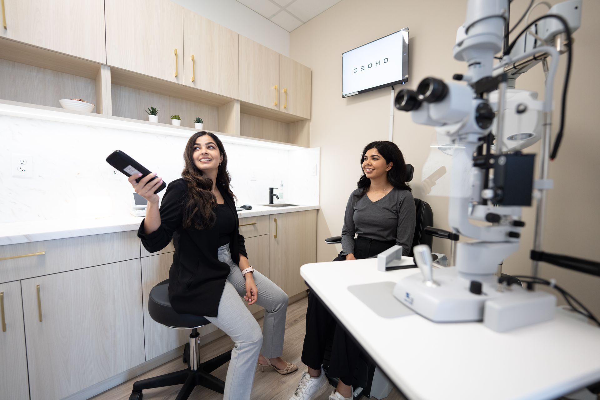 clear-light-eye-examination