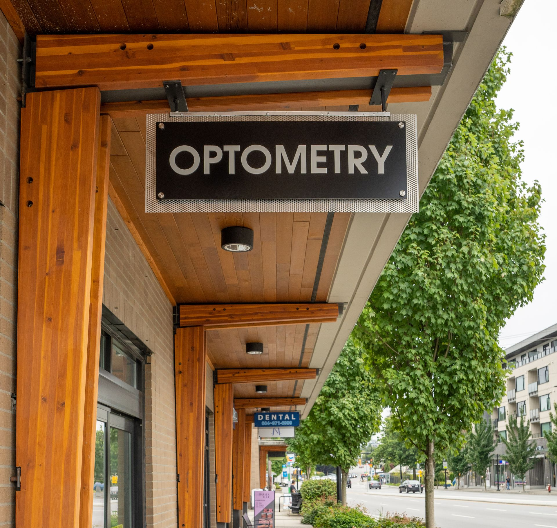 clear-light-eyecare-about-section