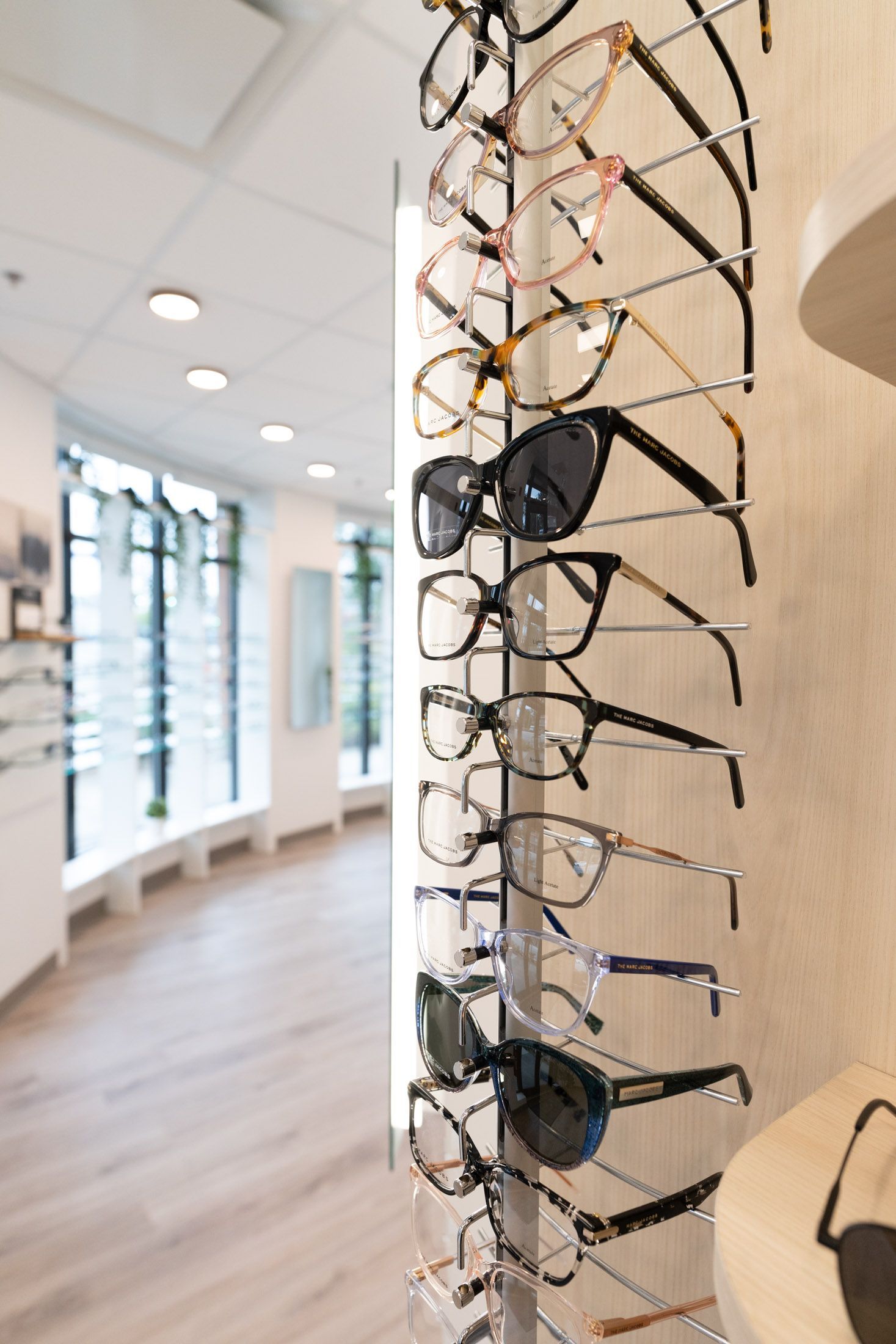 clear-light-eyecare-checking