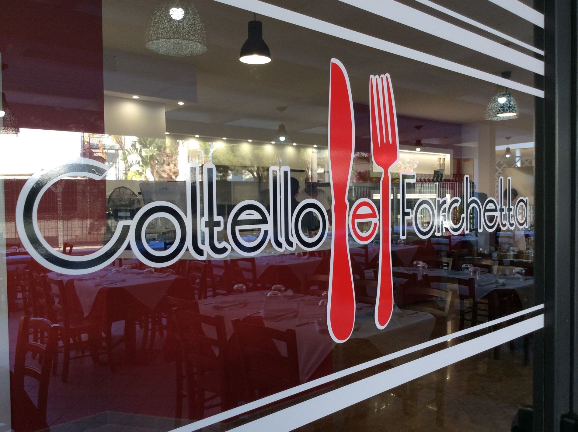 insegna della pizzeria