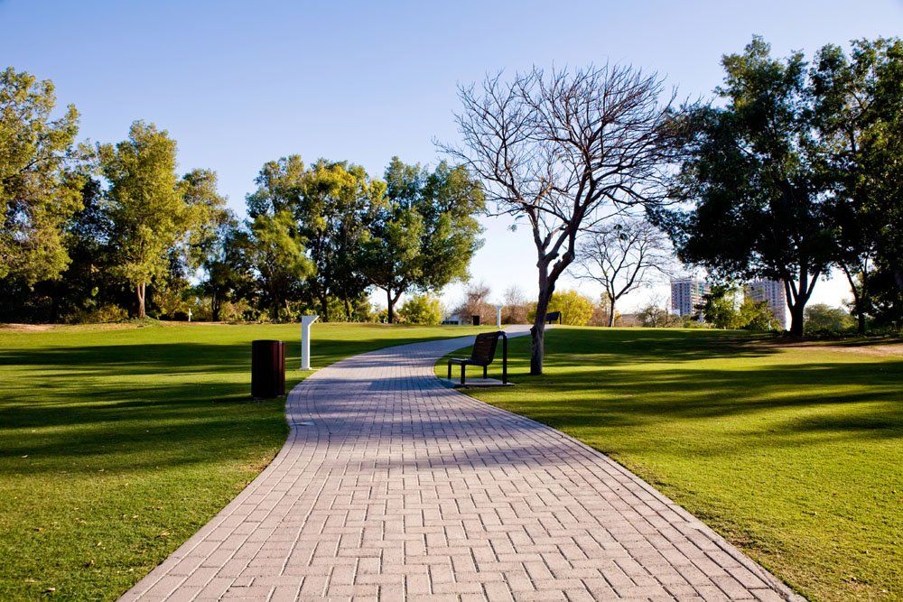 Nature Park — Highland Park, IL — Aurelio Landscaping