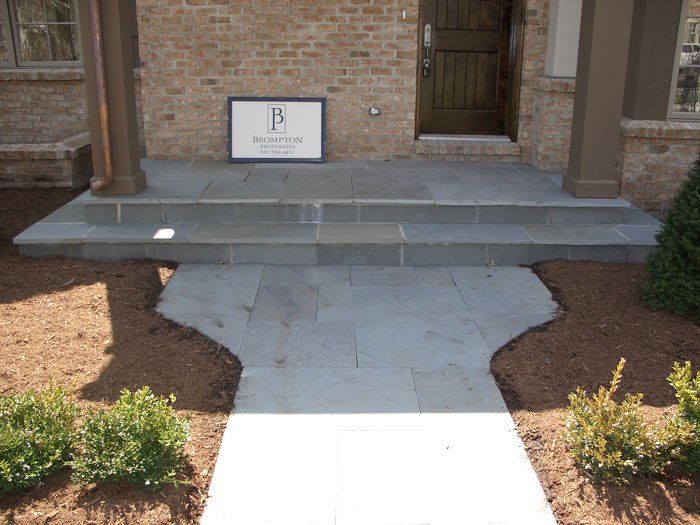 Entrance Way — Highland Park, IL — Aurelio Landscaping