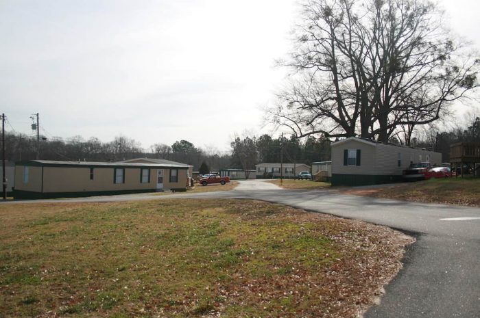 Magnolia Ridge - Street view of mobile homes