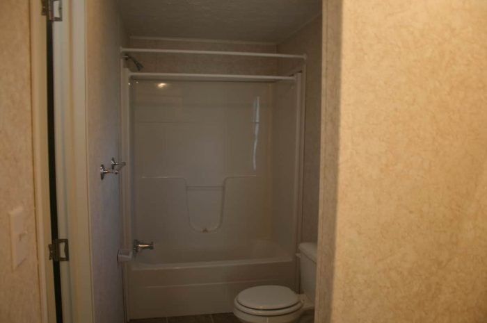 Magnolia Ridge - Bathroom