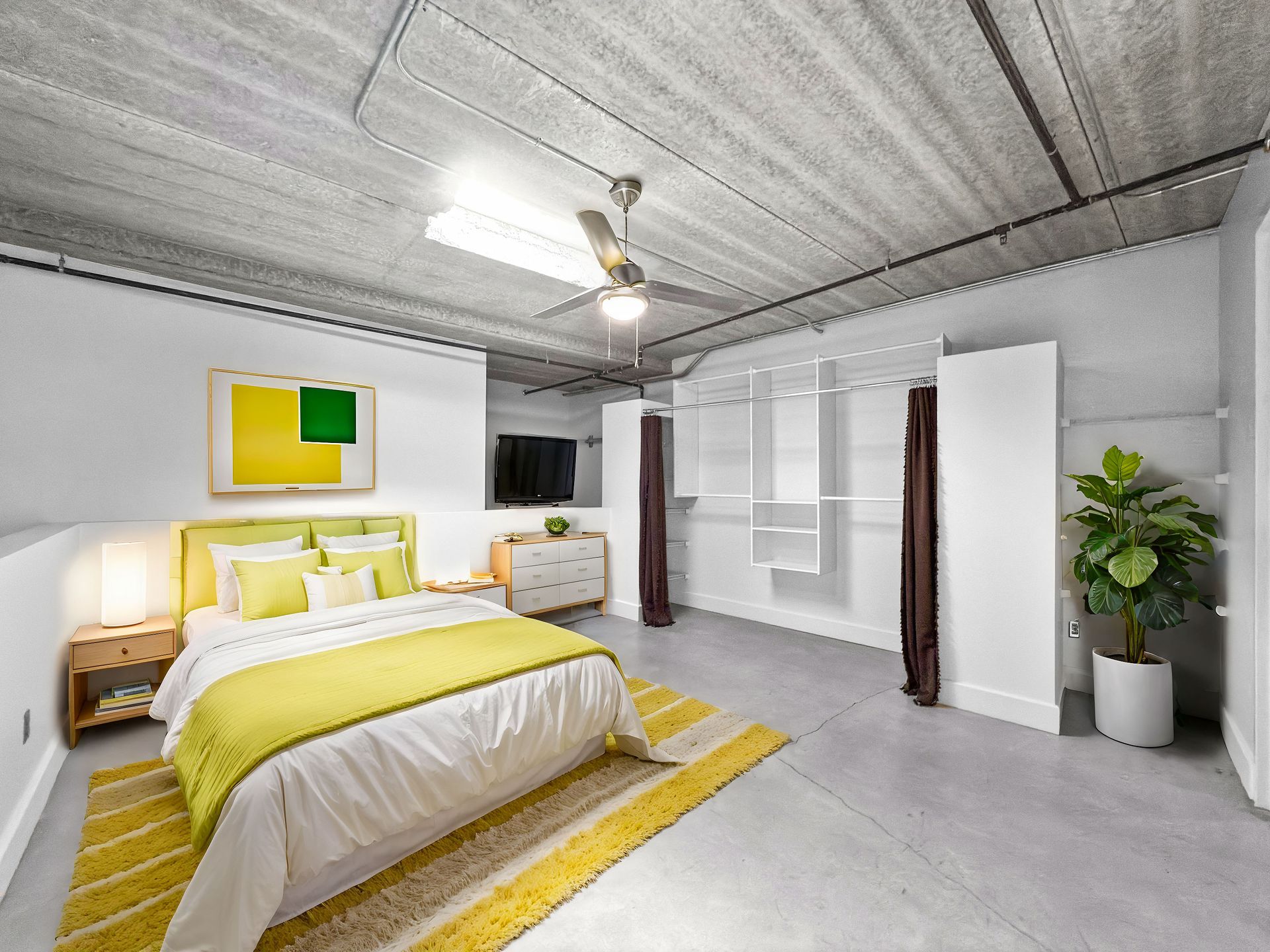 Spacious Bedrooms in Downtown Des Moines, Iowa