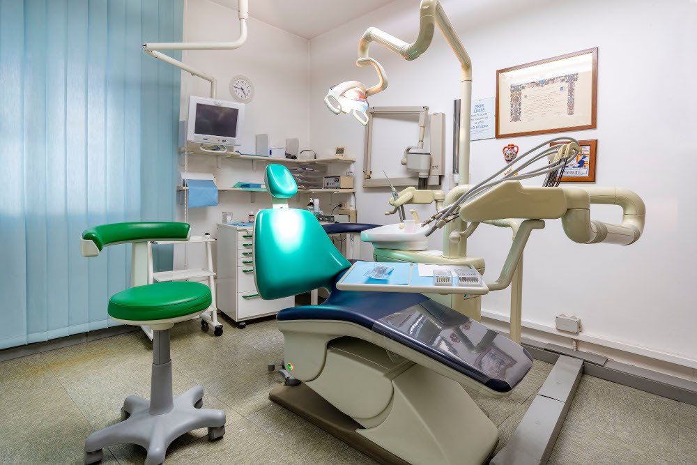 Studio Dentistico - Estetica Marzocchi e Karaman