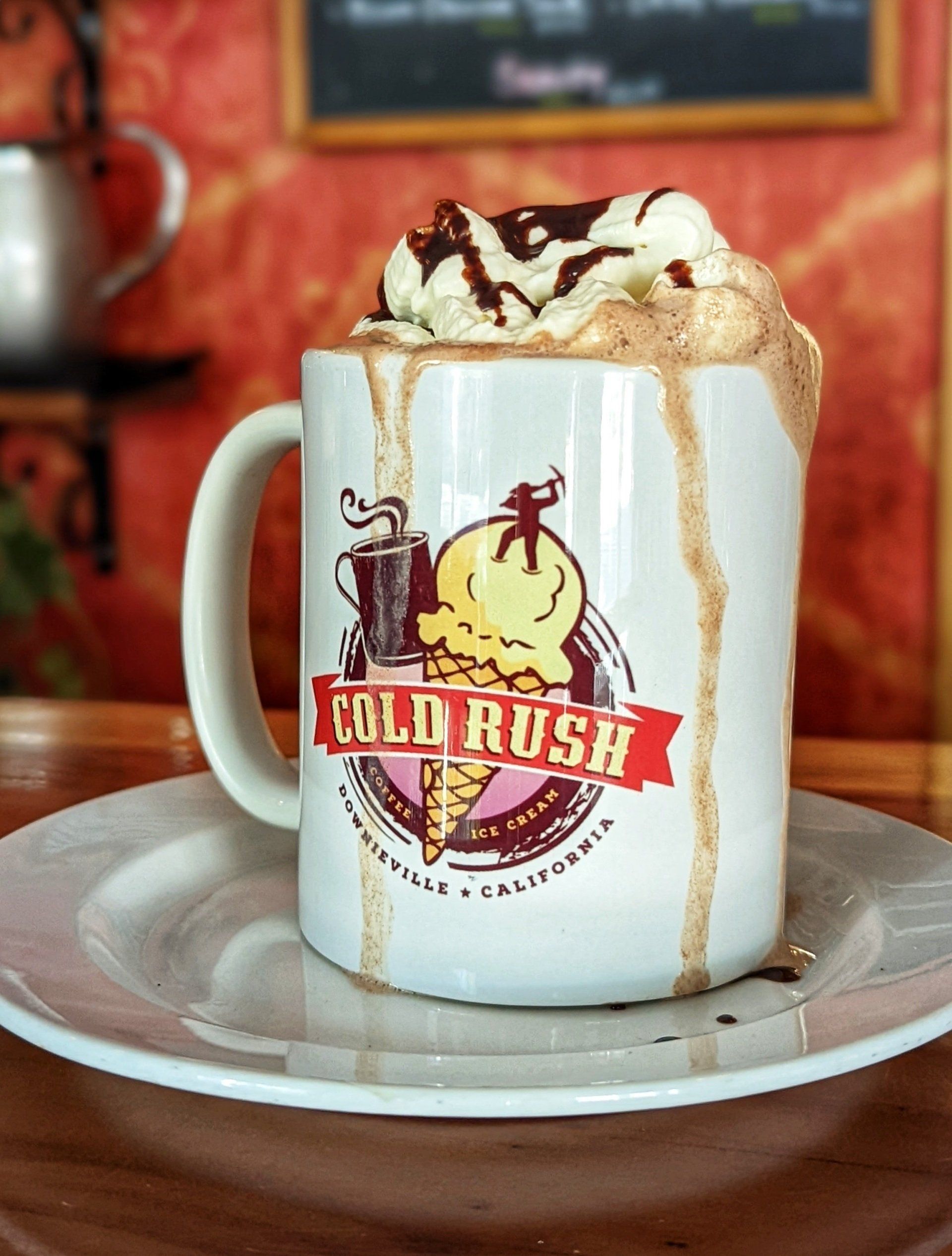 A mug that says cold rush on it