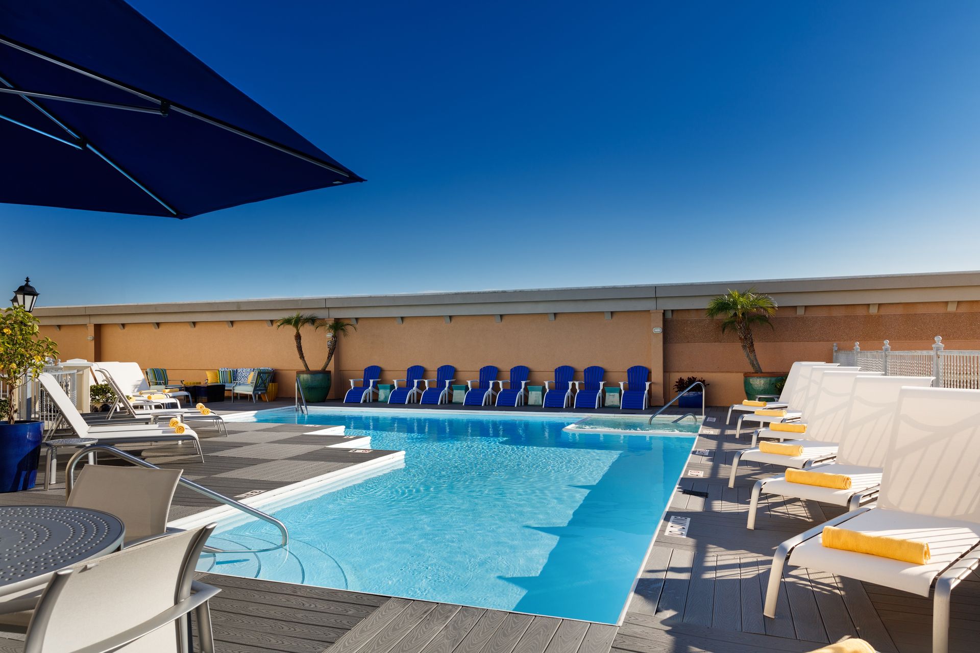 boardwalk inn pool