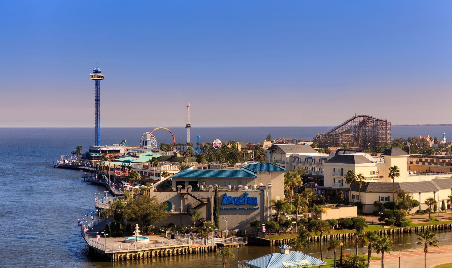 outside photo of the aquarium property