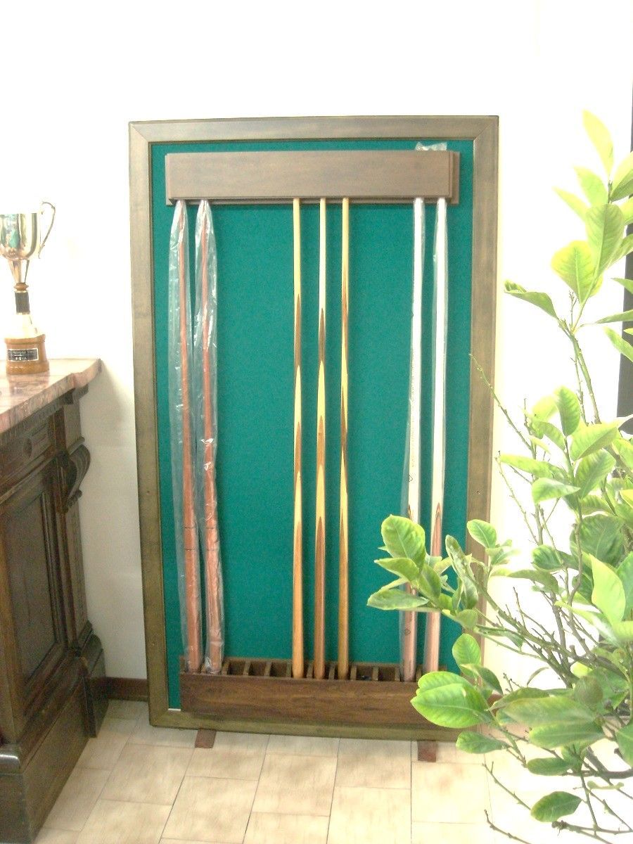 Porta stecche da appendere per tavoli da biliardo. Biliardi Vi.Ga a Siena.