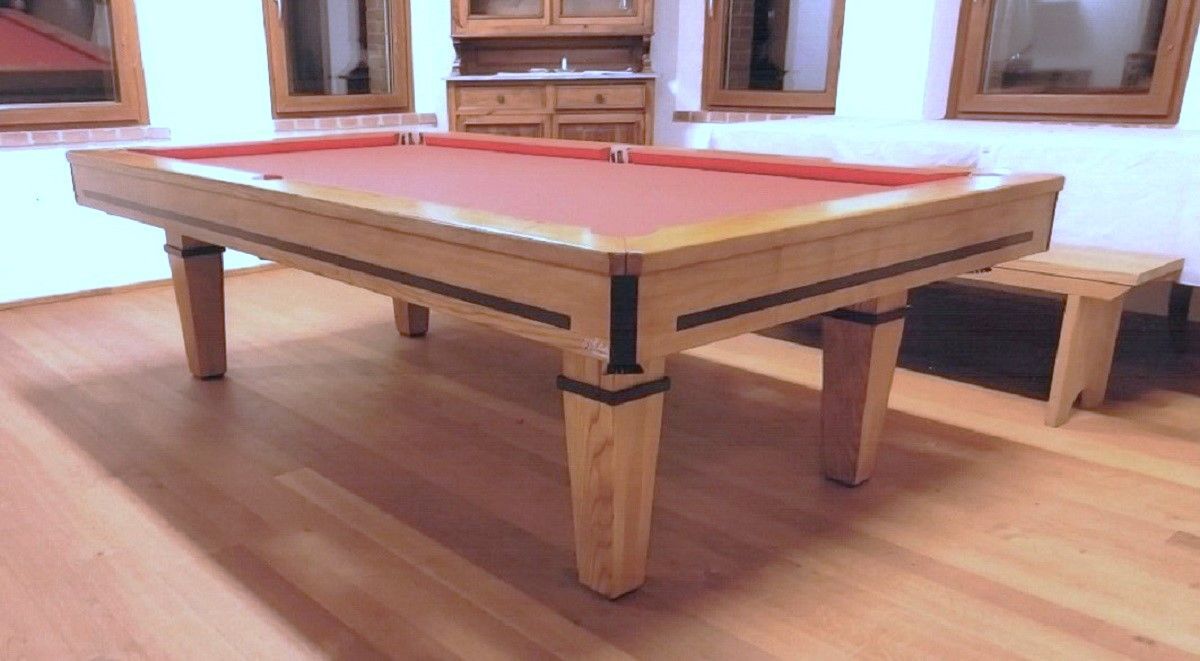 Biliardo linea casa GINEVRA con gamba a spillo. VI.GA. biliardi Siena