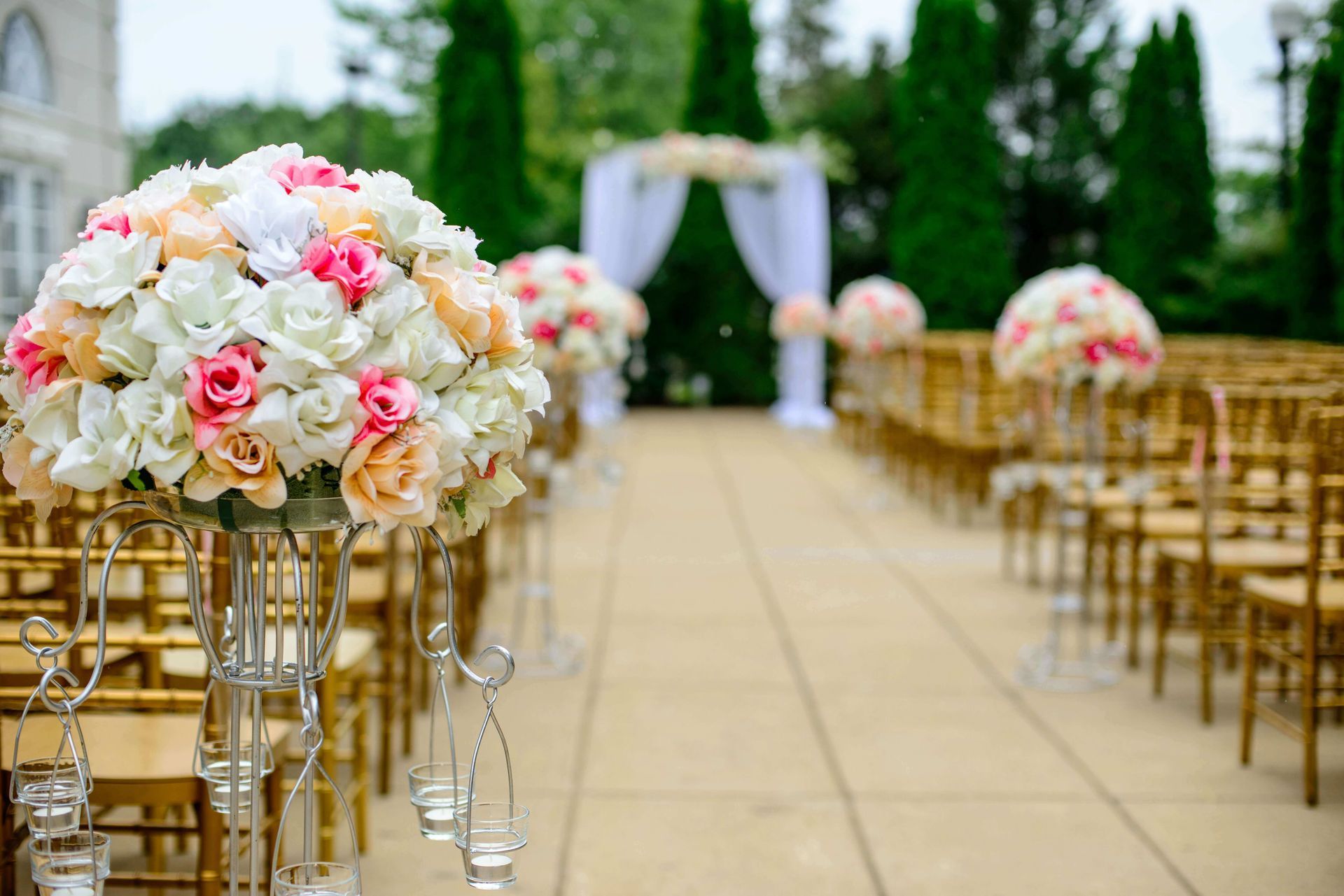 Outdoor wedding venue with romantic decor in Austin