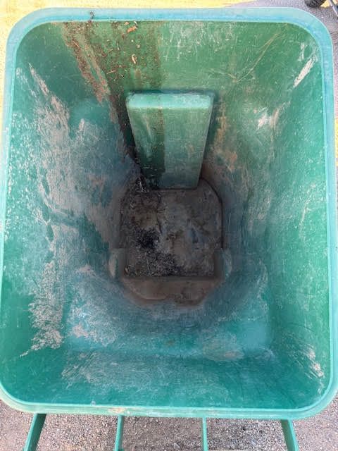 Trash BIn Cleaning Before