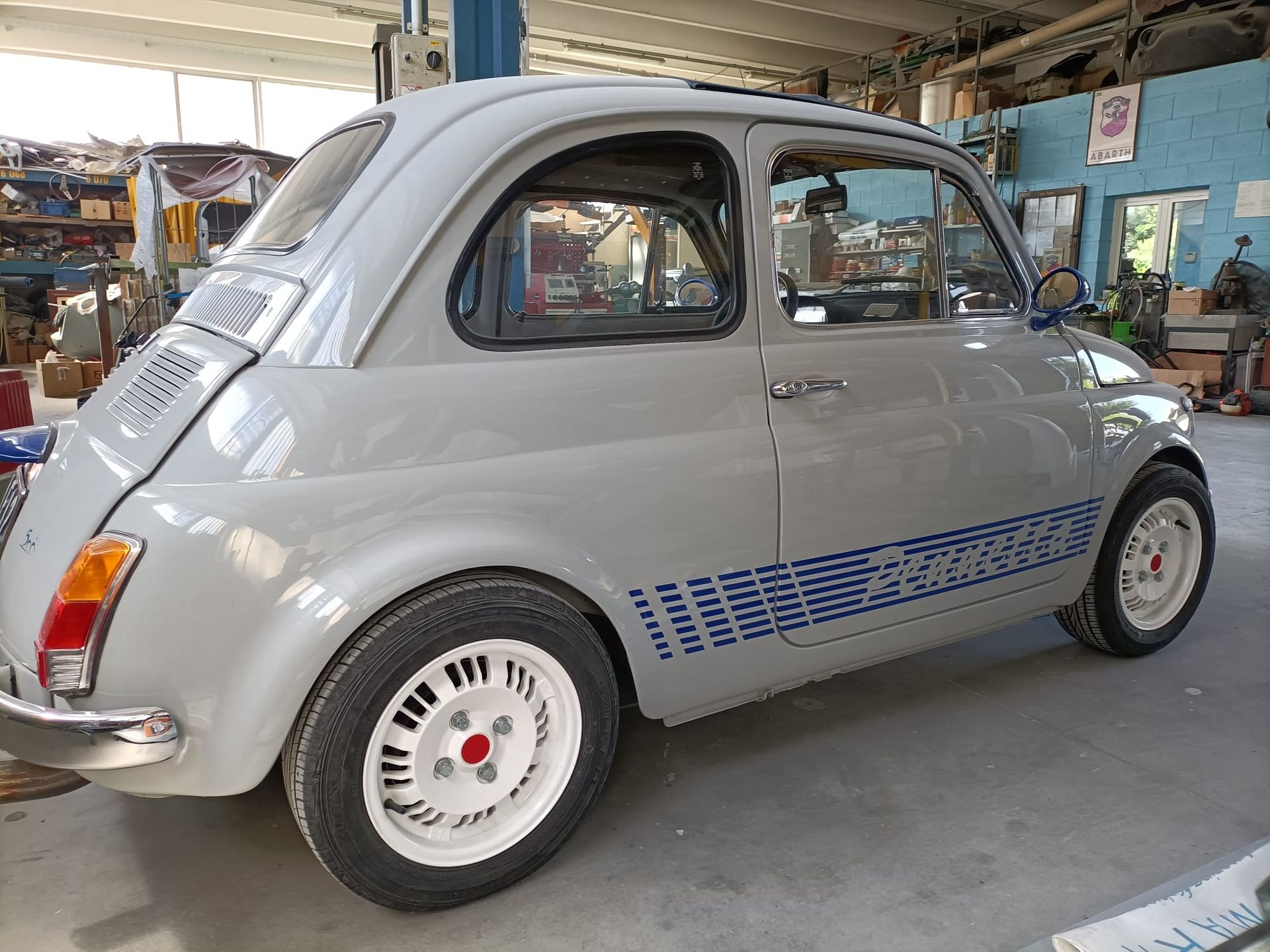 Restauro Fiat 500 macchina d'epoca