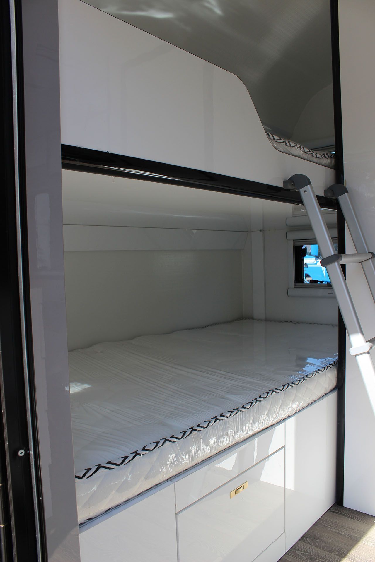 bunk beds of the Oz Star Kangaroo Series