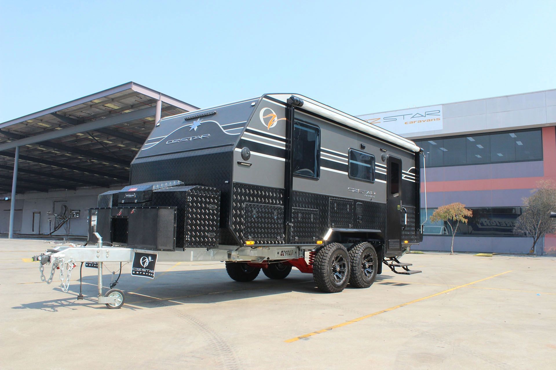 Oz Star Platypus exterior