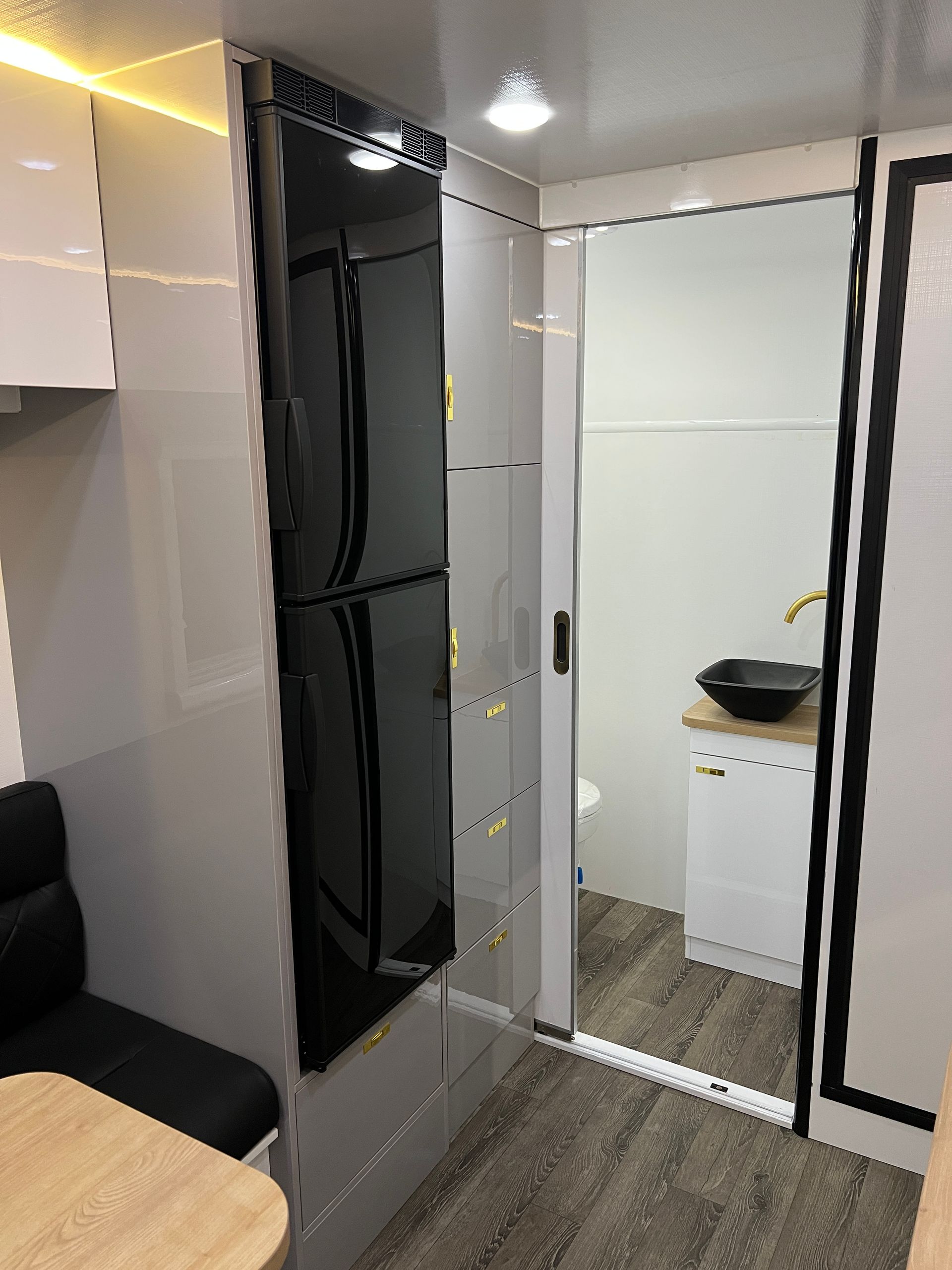 Oz Star Platypus Series interior