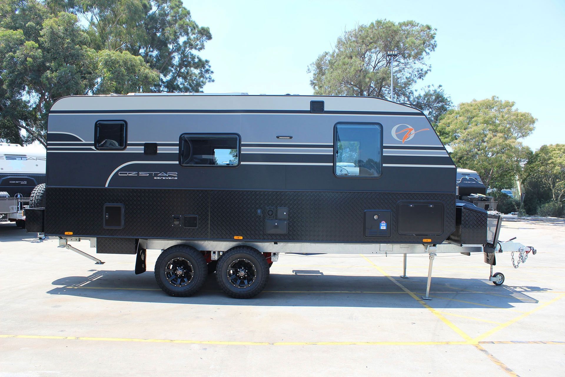 Oz Star Wombat Series side profile