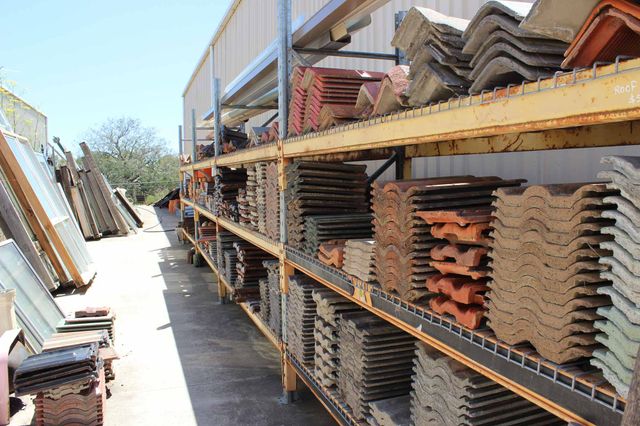 Bricks Roof Tiles Pavers Geelong Restorer S Barn