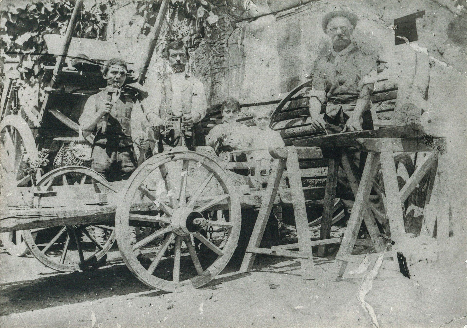 UBIALI RIPARAZIONE E ALLESTIMENTO VEICOLI INDUSTRIALI