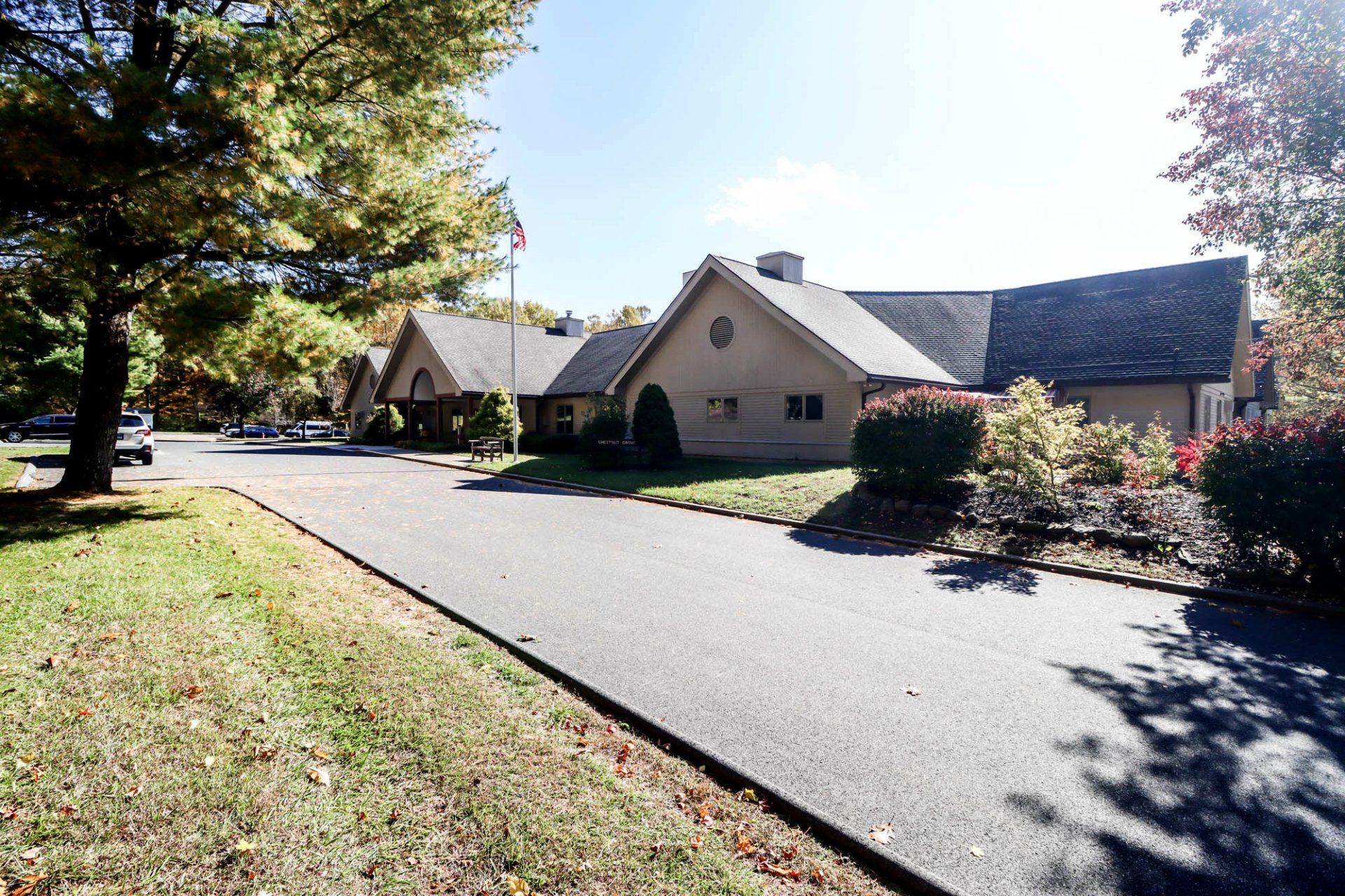 House Front – New Milford, CT – Chestnut Grove