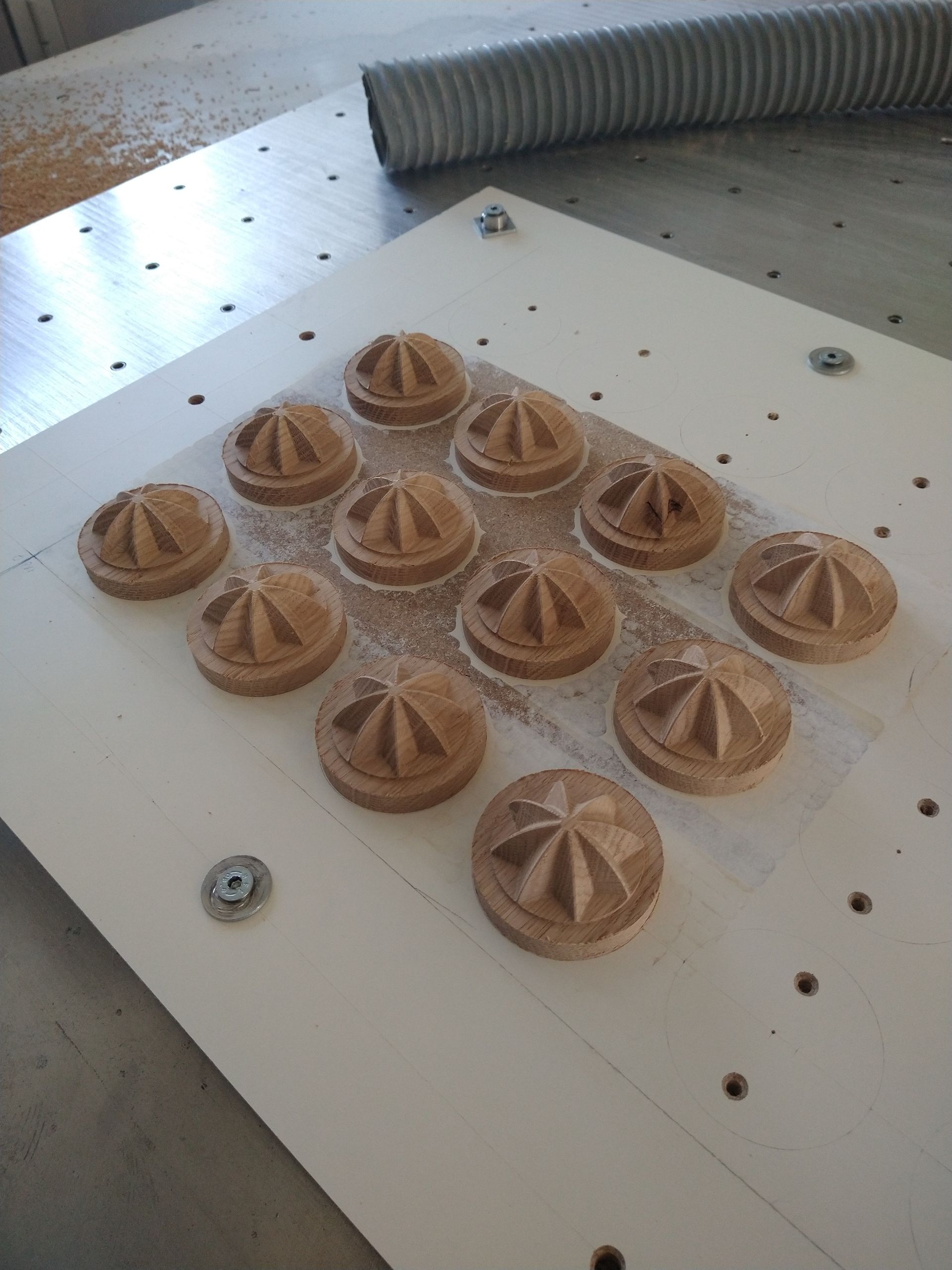 Gefräste Zierelemente