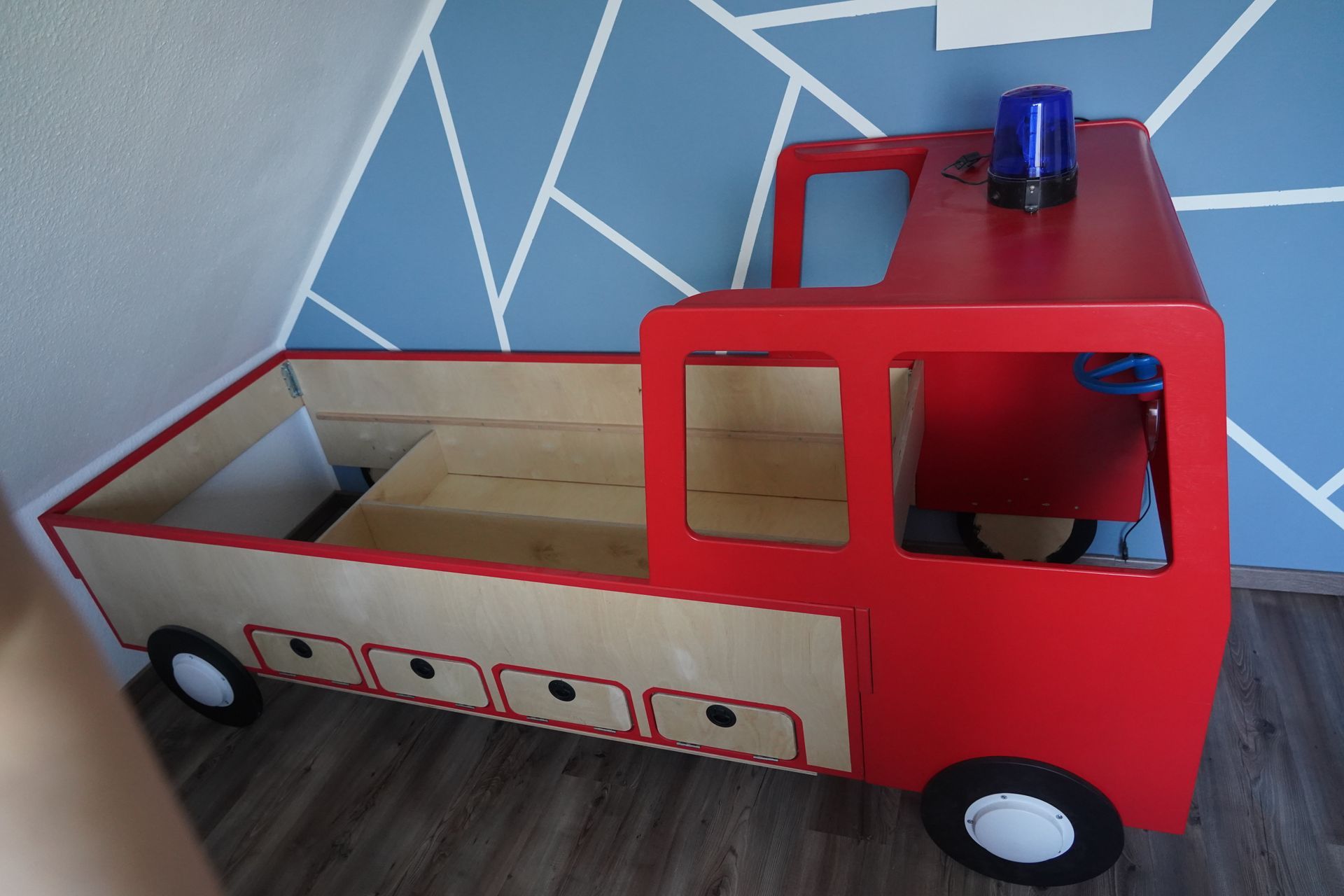 Stauraum unter der Matratze