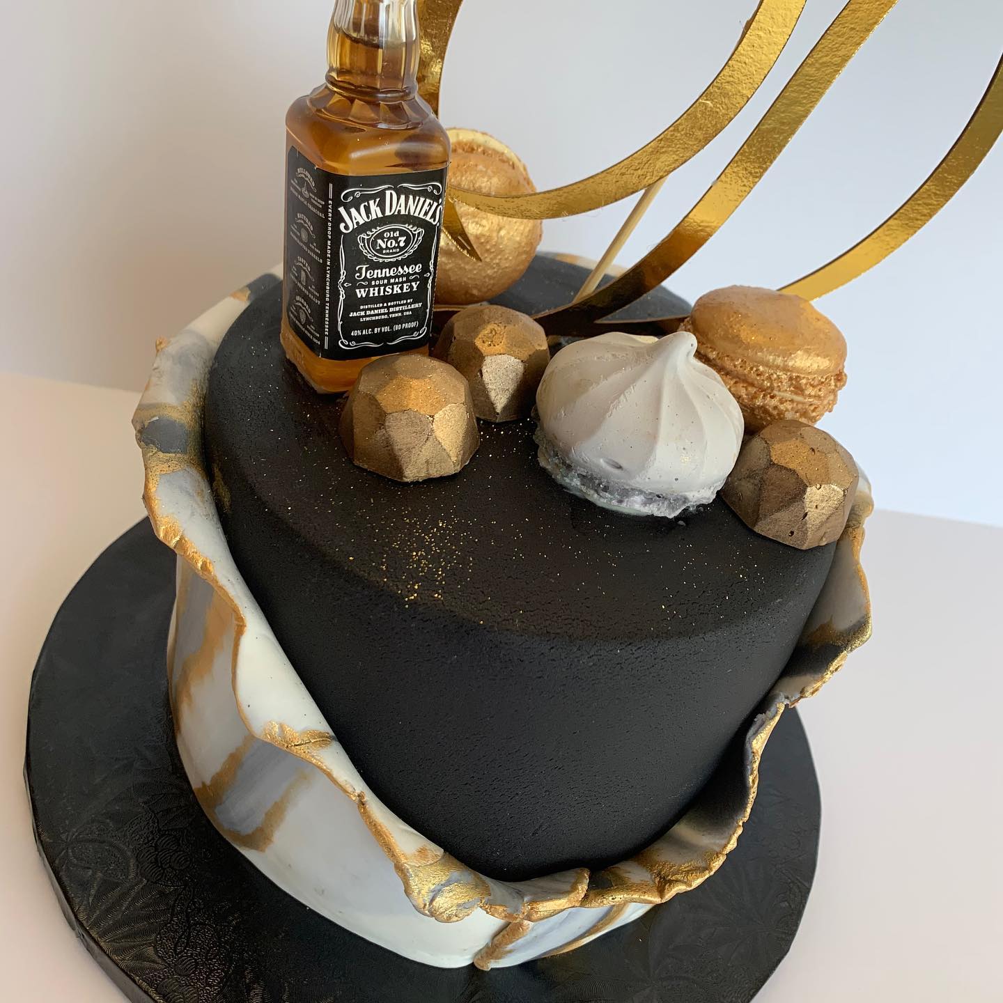Black and Gold Cake – Kissimmee, FL – Kdulce Creations