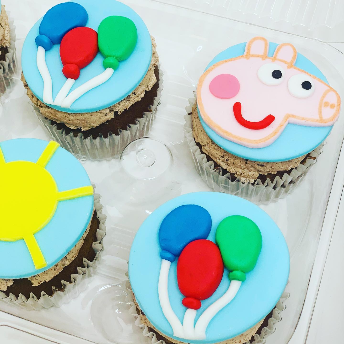 Peppa Pig Icing Cupcakes – Kissimmee, FL – Kdulce Creations