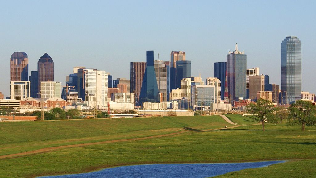 Dallas skyline