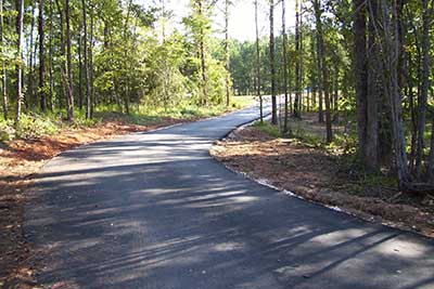 resurfacing and sealcoating asphalt