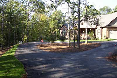 resurfacing asphalt driveway