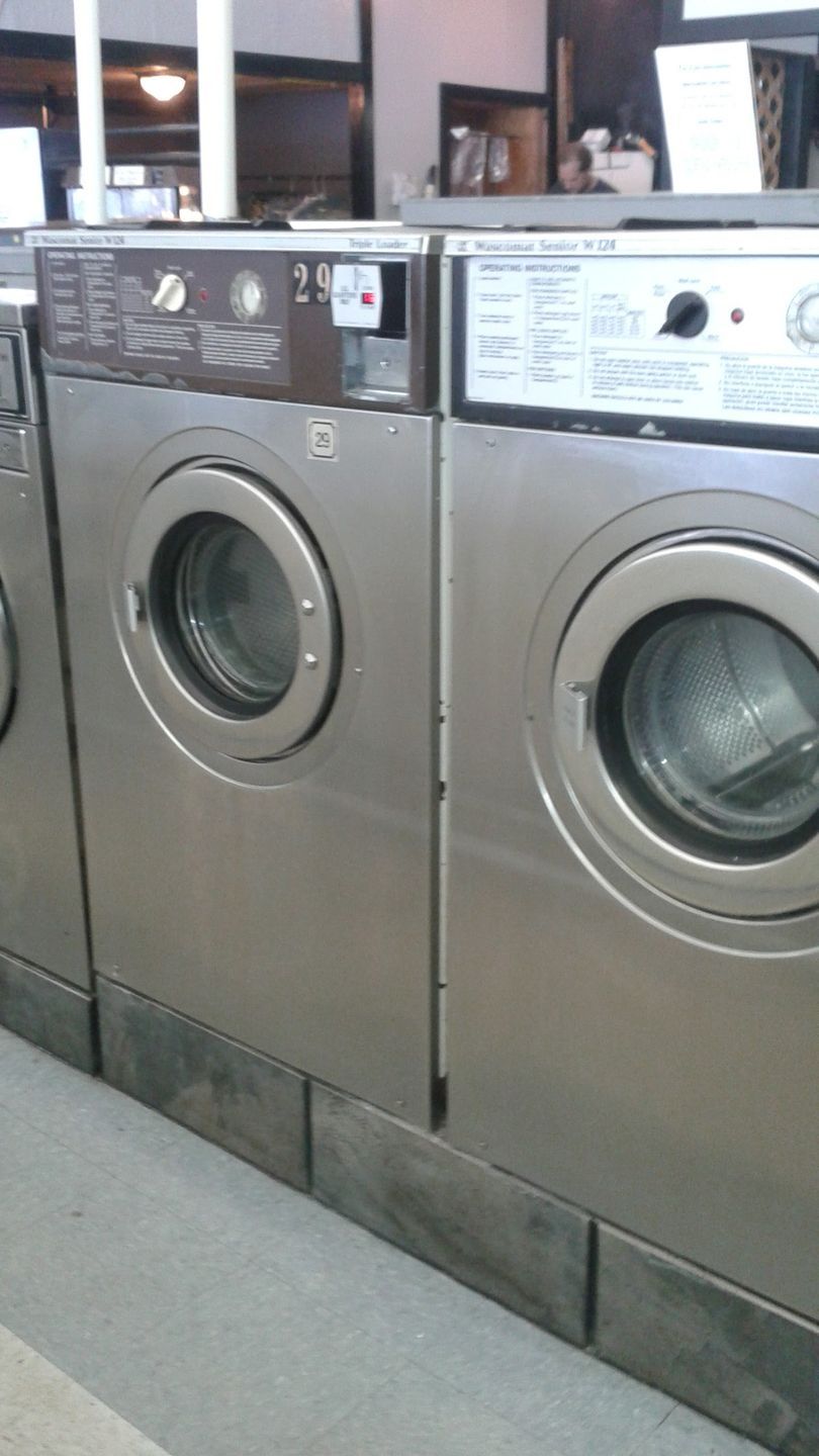 specialty laundromat cleaning service