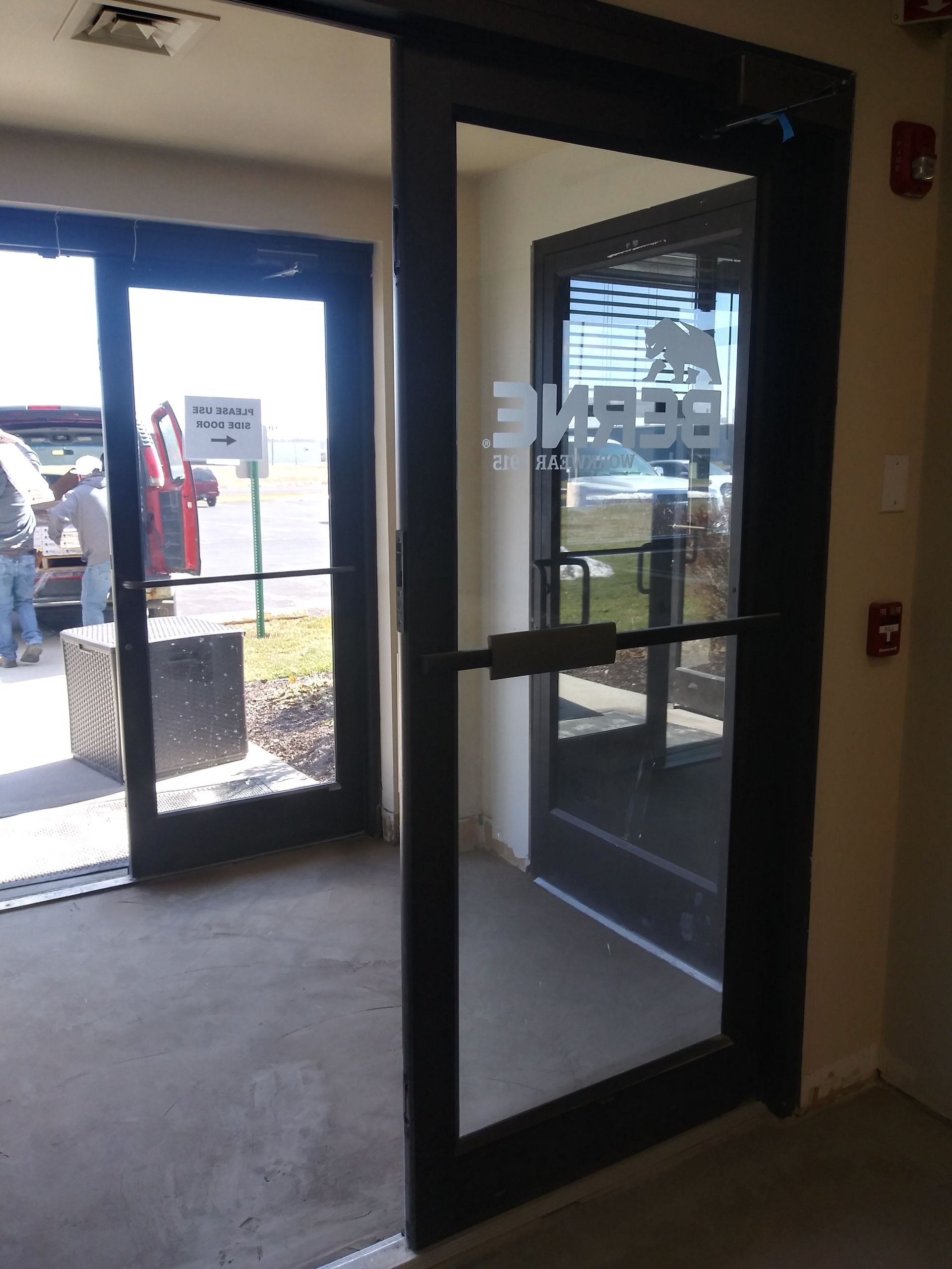 commercial window cleaning