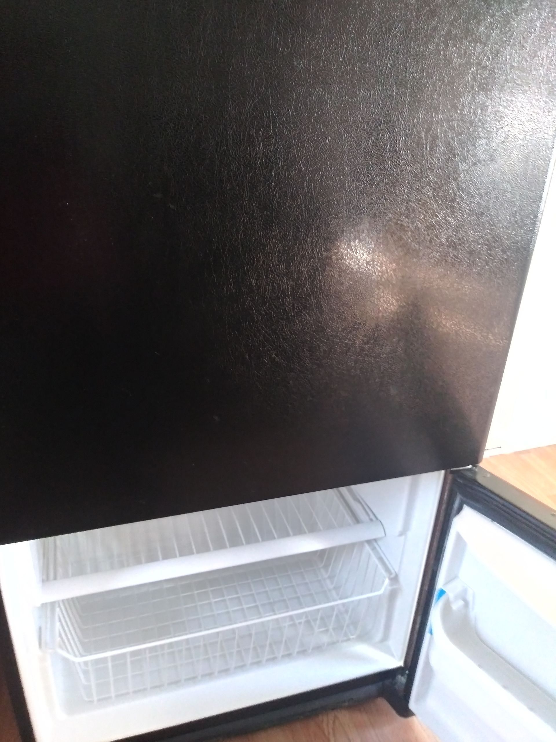 refrigerator cleaning