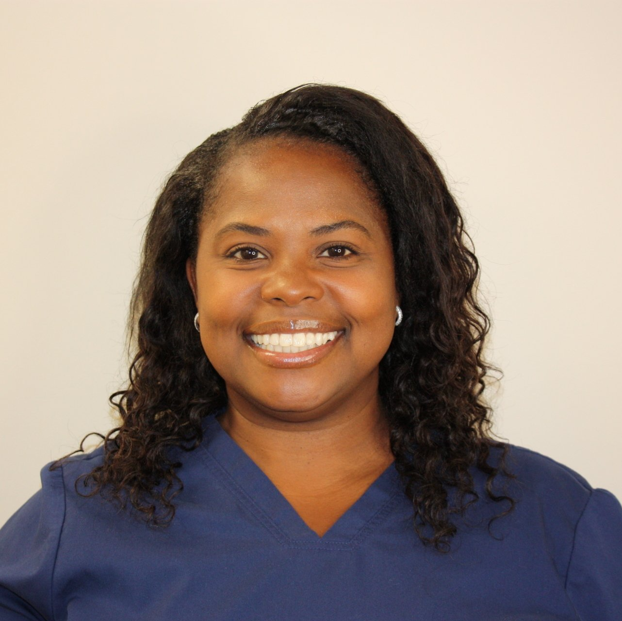 Latifah Dental Assistant at Sewell Dental Design