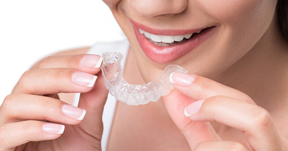Invisalign vs Braces: How to Choose the Right One